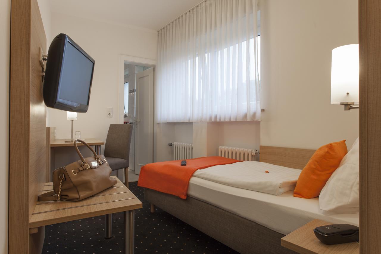 Hotel Celina Niederrheinischer Hof Крефельд Экстерьер фото
