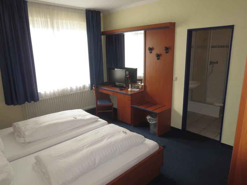 Hotel Celina Niederrheinischer Hof Крефельд Экстерьер фото